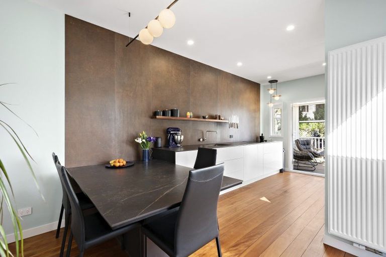 Photo of property in 6 Kowhai Street, Eastbourne, Lower Hutt, 5013