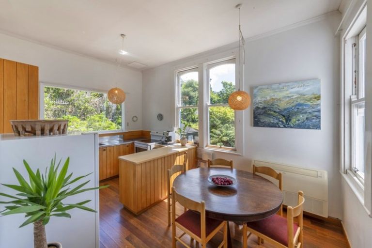 Photo of property in 348 The Terrace, Te Aro, Wellington, 6011