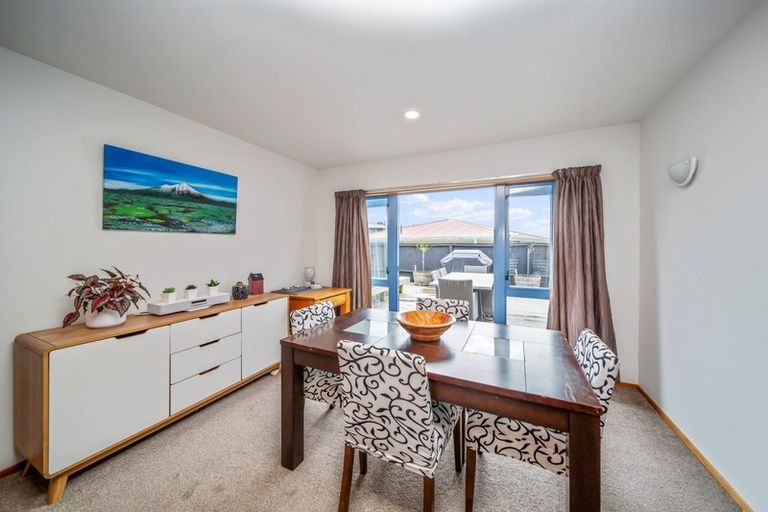 Photo of property in 178 Rata Street, Inglewood, 4330