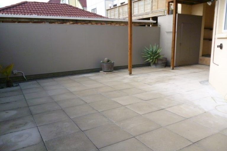 Photo of property in 427 Marine Parade, Napier South, Napier, 4110