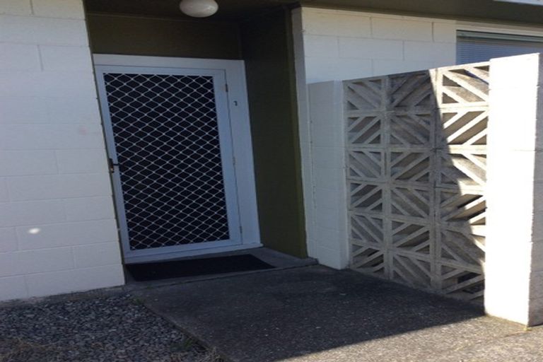 Photo of property in 1/4 Rodney Street, Waiwhetu, Lower Hutt, 5010