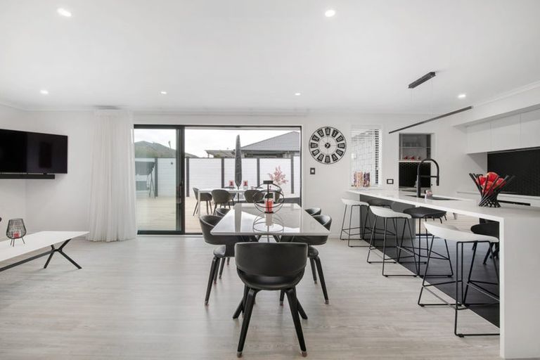 Photo of property in 23 Urumaraki Avenue, Helensville, 0800