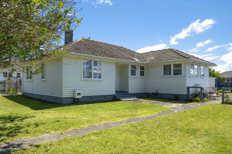 Photo of property in 30 Cambridge Terrace, Kaiti, Gisborne, 4010