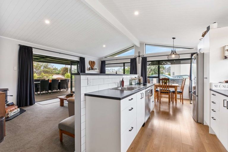 Photo of property in 2a Koromiko Place, Waiuku, 2123