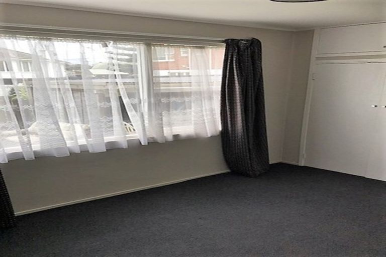 Photo of property in 4/6 Leonard Road, Mount Wellington, Auckland, 1060