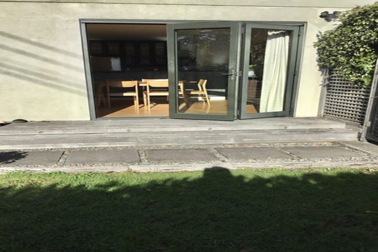 Photo of property in 1/5 Sinclair Street, Devonport, Auckland, 0624