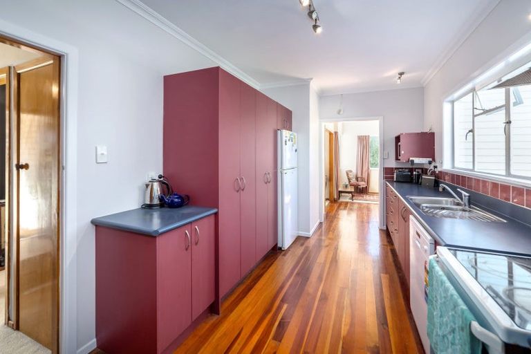 Photo of property in 11 Kenward Crescent, Featherston, 5710