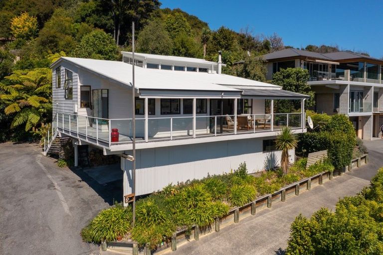 Photo of property in 362a Waikawa Road, Waikawa, Picton, 7220