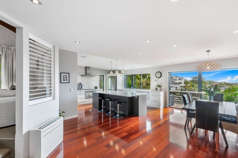 Photo of property in 433 East Coast Road, Mairangi Bay, Auckland, 0630