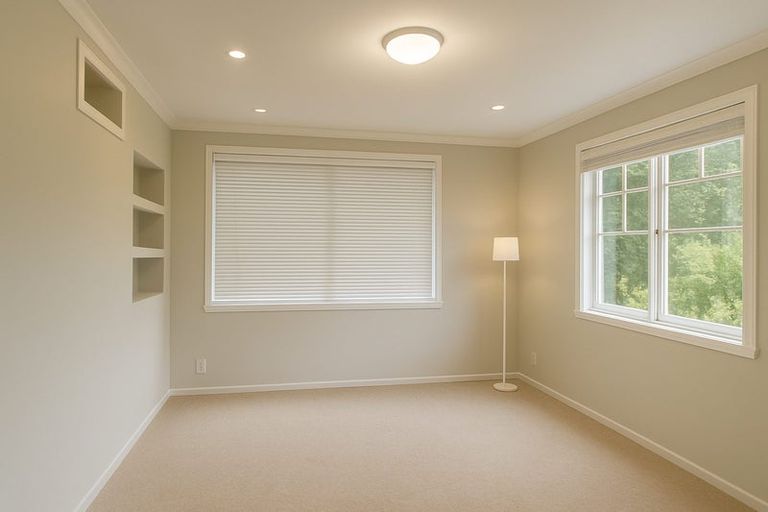 Photo of property in 2/42 Island Road, Beach Haven, Auckland, 0626