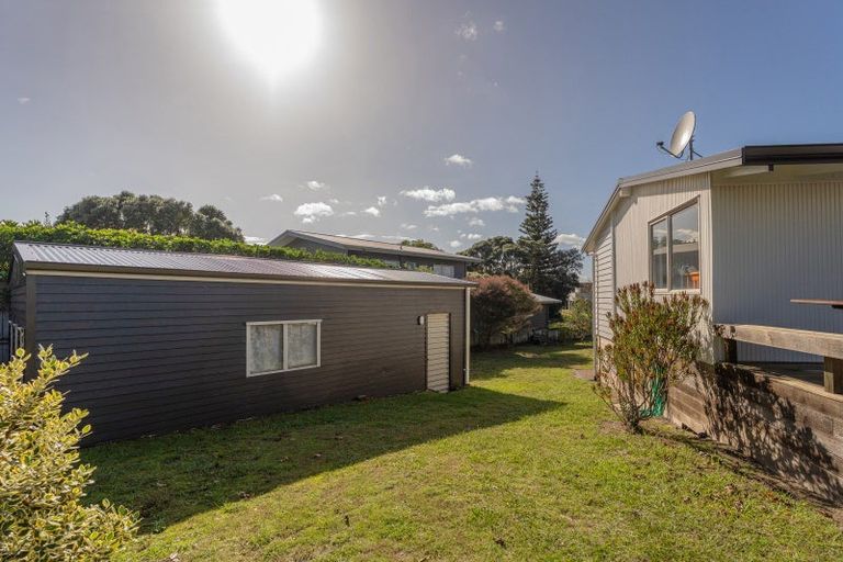 Photo of property in 17 Mccall Avenue, Pauanui, Hikuai, 3579