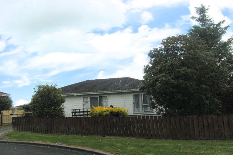 Photo of property in 13 Tamworth Close, Manurewa, Auckland, 2102
