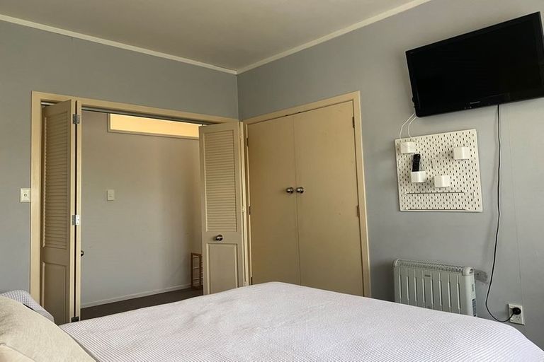 Photo of property in 300 Cambridge Road, Hillcrest, Hamilton, 3216