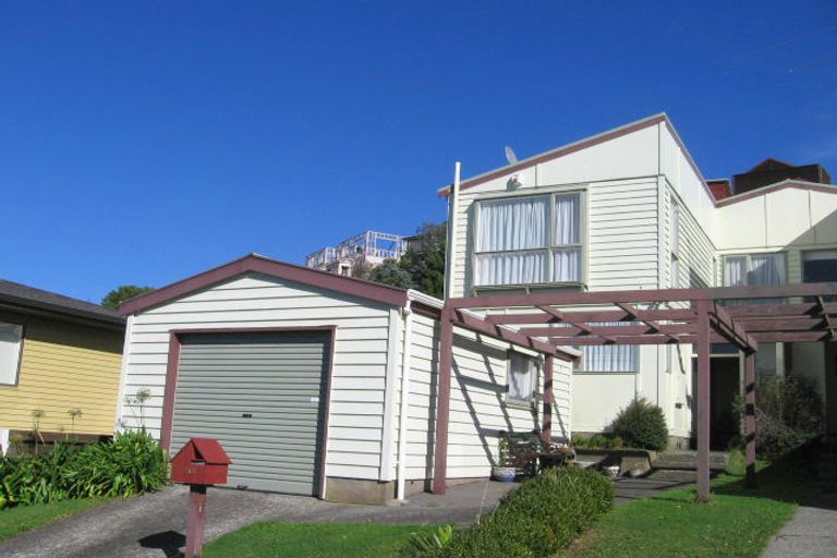 Photo of property in 2/51 Rajkot Terrace, Broadmeadows, Wellington, 6035