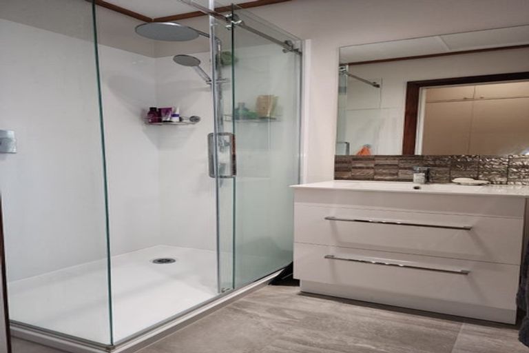 Photo of property in 11 Valentine Street, Alicetown, Lower Hutt, 5010