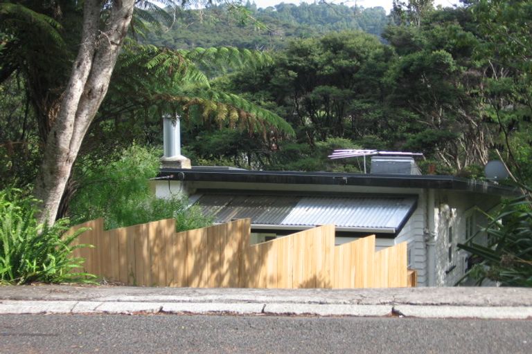 Photo of property in 95 Takahe Road, Titirangi, Auckland, 0604