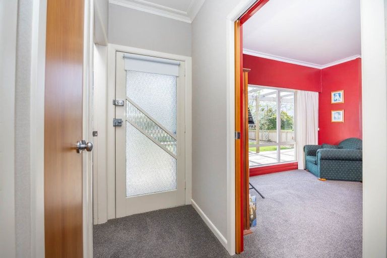 Photo of property in 20 Oxford Street, Fairfield, Hamilton, 3214