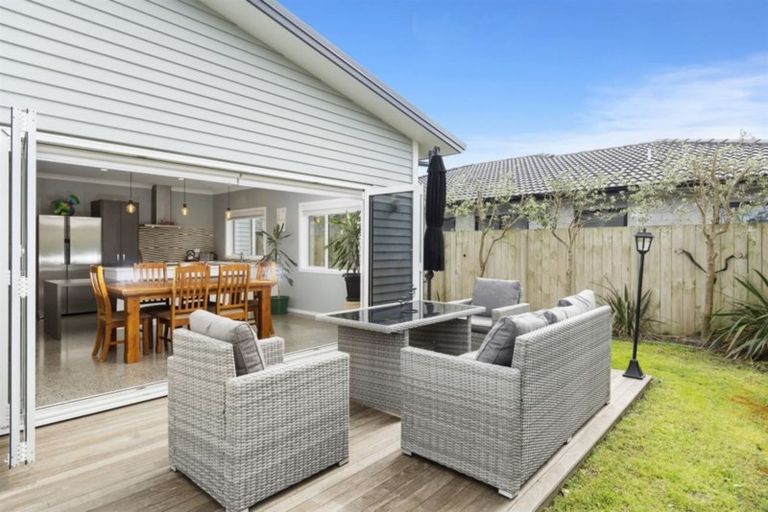 Photo of property in 68 Golden Sands Drive, Papamoa Beach, Papamoa, 3118