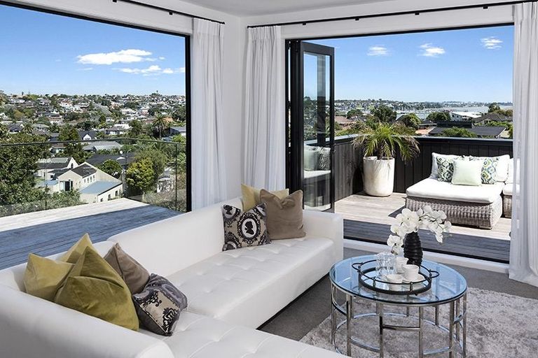 Photo of property in 184 Clovelly Road, Bucklands Beach, Auckland, 2012