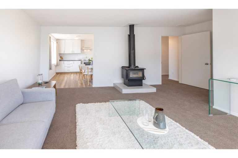 Photo of property in 24 Meon Street, Aranui, Christchurch, 8061