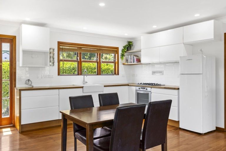 Photo of property in 60 Taharepa Road, Hilltop, Taupo, 3330