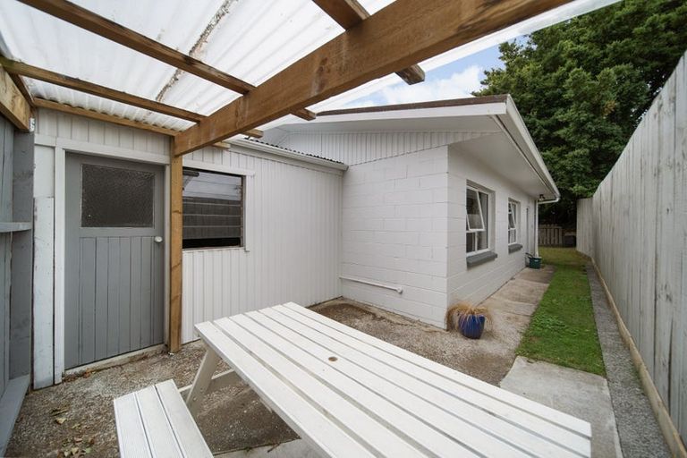 Photo of property in 2/14 Alpha Street, Papakura, 2110