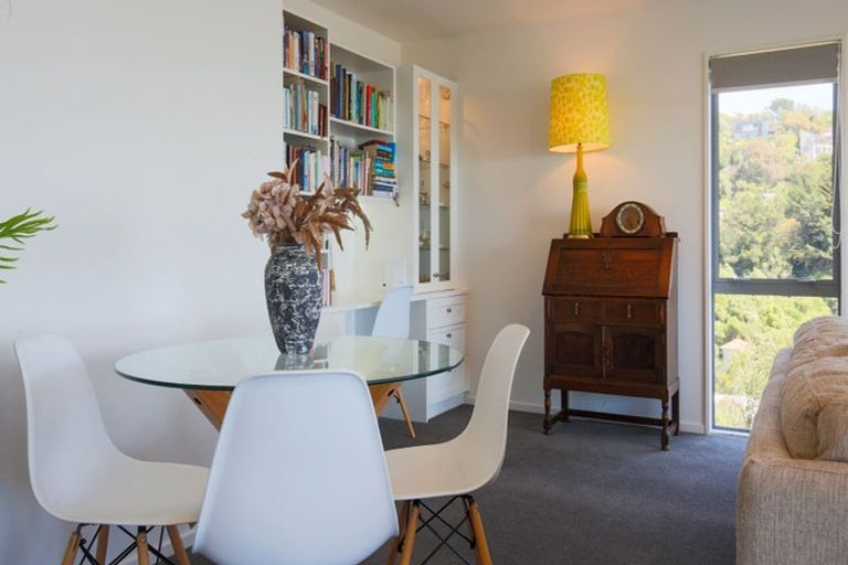 Photo of property in 31 Soleares Avenue, Mount Pleasant, Christchurch, 8081