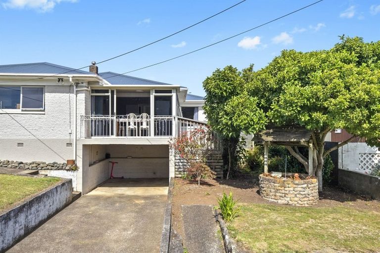 Photo of property in 16 Tuakau Road, Pukekohe, 2120