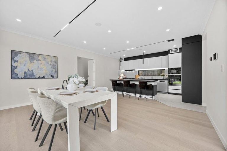 Photo of property in 17 Bremner Ridge Street, Flat Bush, Auckland, 2019