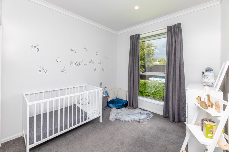 Photo of property in 17 Maurice Stanton Place, Shirley, Christchurch, 8052