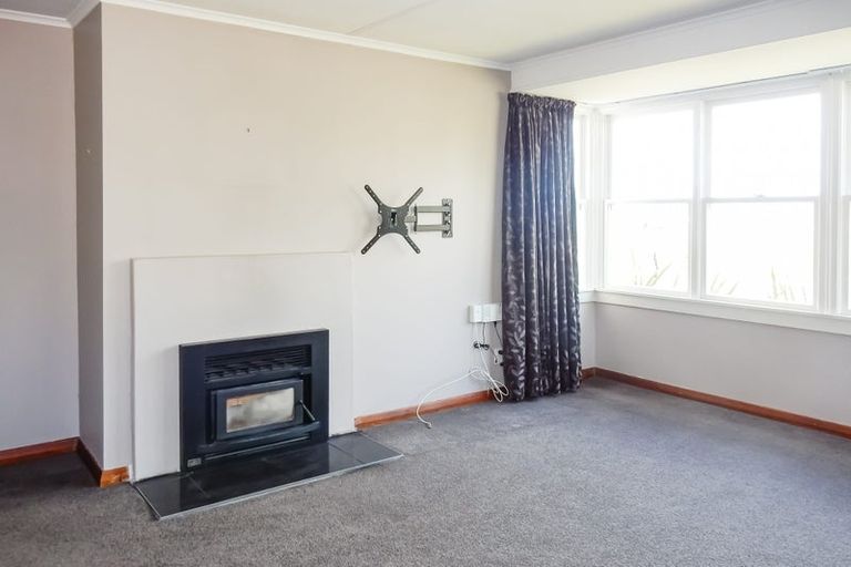 Photo of property in 12 Harlech Street, Oamaru North, Oamaru, 9400