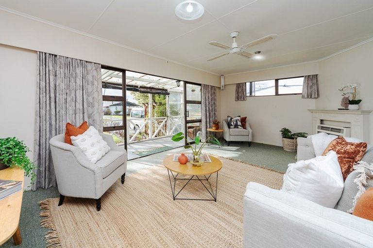 Photo of property in 6 Heatherlea Heights, Feilding, 4702