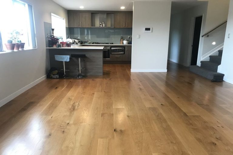 Photo of property in 9 Trotting Terrace, Fairview Heights, Auckland, 0632