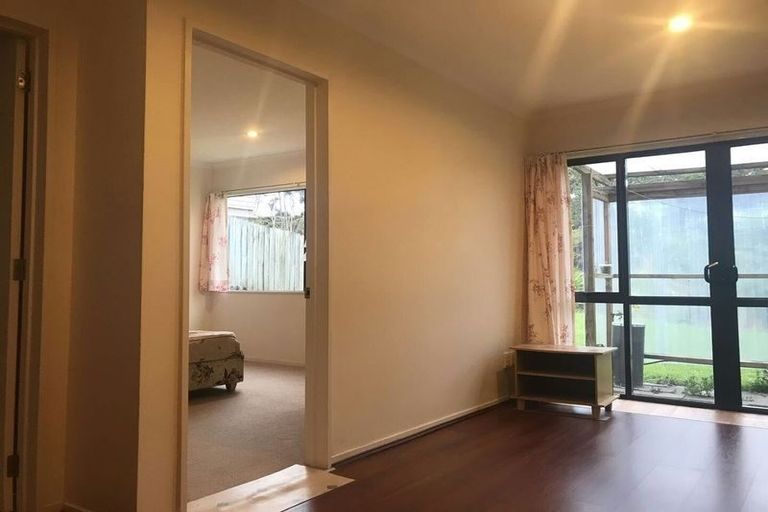 Photo of property in 25 Aberley Road, Schnapper Rock, Auckland, 0632