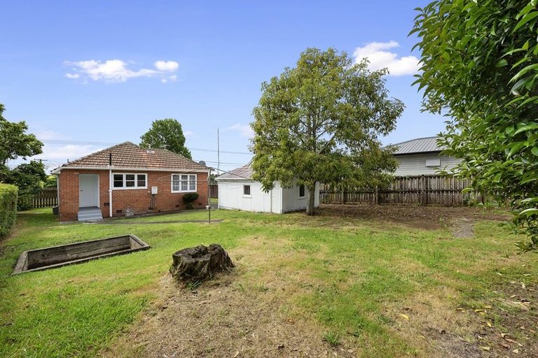 Photo of property in 103 Forest Lake Road, Forest Lake, Hamilton, 3200