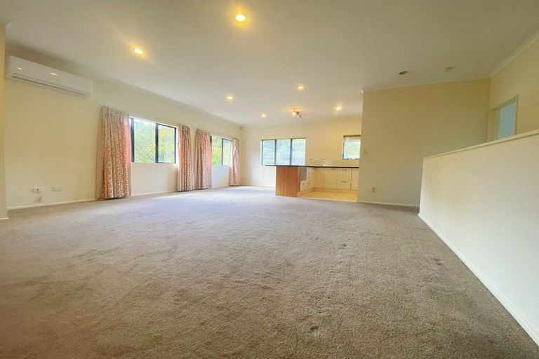 Photo of property in 15 Carol Lee Place, Albany Heights, Auckland, 0632