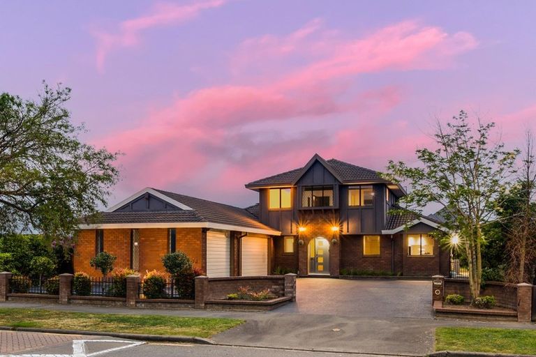 Photo of property in 41 Lowry Avenue, Redwood, Christchurch, 8051