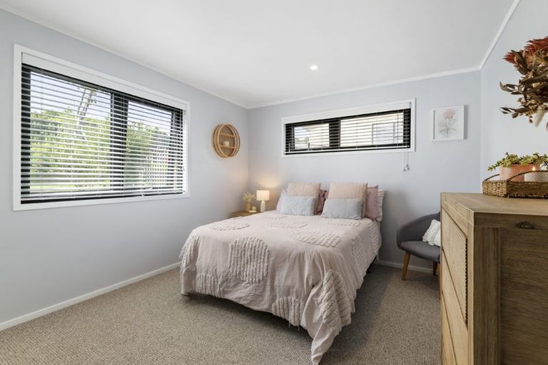 Photo of property in 30 Bay Vista Drive, Red Beach, 0932