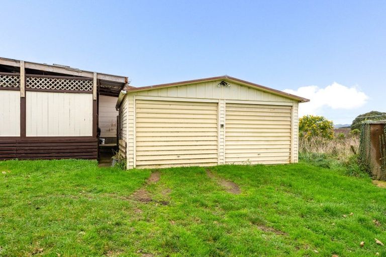 Photo of property in 101 Forest Lakes Road, Otaki, 5583