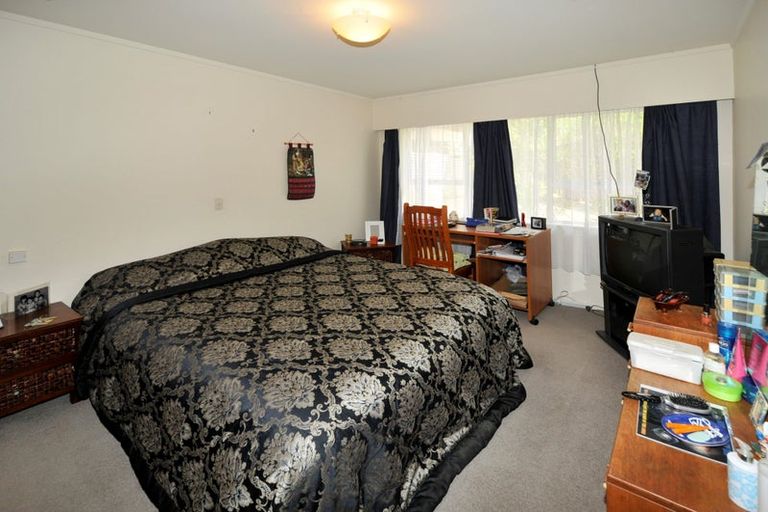 Photo of property in 2/7 Keldale Place, Forrest Hill, Auckland, 0620