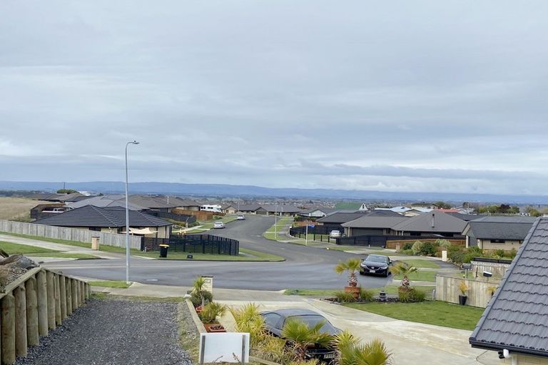 Photo of property in 37 Macdonald Heights, Feilding, 4702