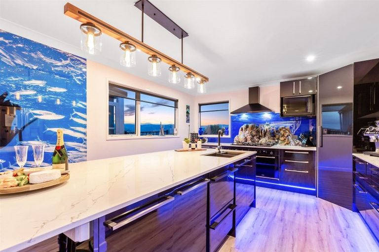 Photo of property in 19 Mercury Way, Whitby, Porirua, 5024