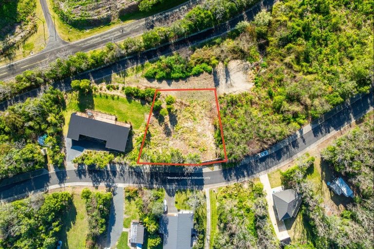 Photo of property in 9 Parawera Drive, Acacia Bay, Taupo, 3330