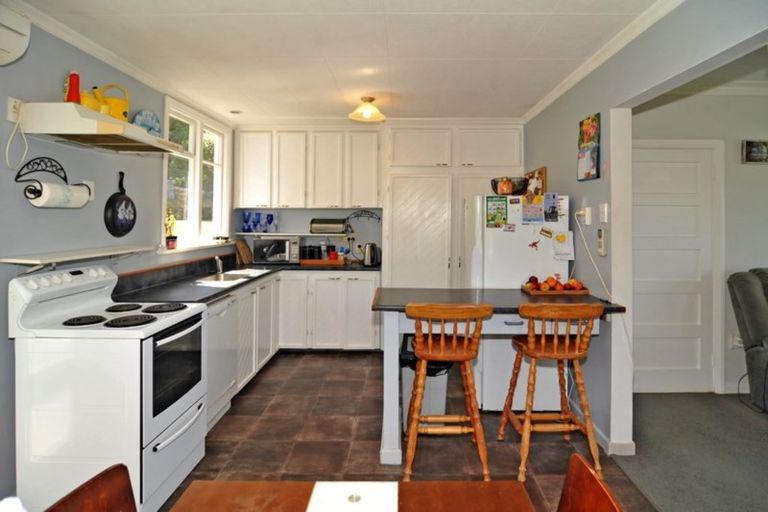 Photo of property in 349 Ravensbourne Road, Maia, Dunedin, 9022