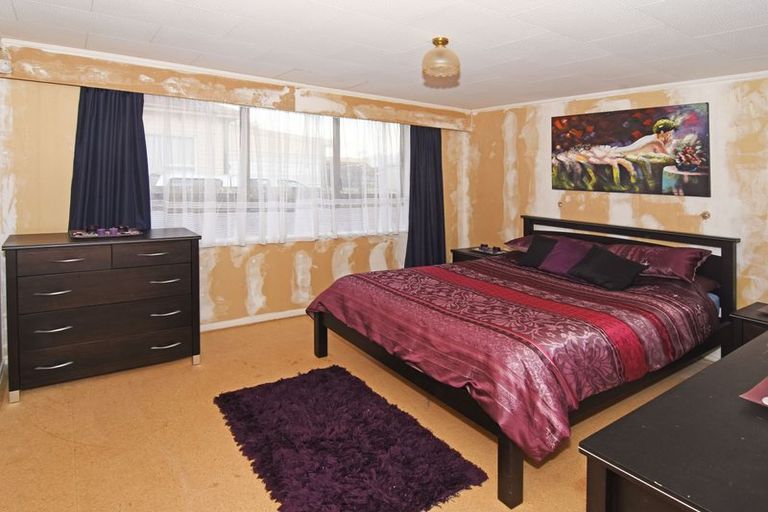 Photo of property in 28 Vivian Street, Solway, Masterton, 5810