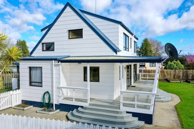 Photo of property in 23 Totara Street, Edgecumbe, 3120