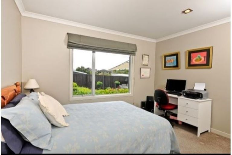 Photo of property in 44 Coleraine Drive, Rototuna, Hamilton, 3210