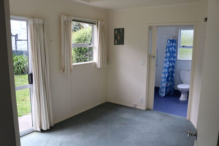 Photo of property in 36 Parkes Avenue, Saint Johns Hill, Whanganui, 4501