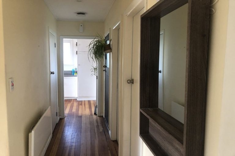 Photo of property in 28 Maire Street, Wairakei, Taupo, 3332