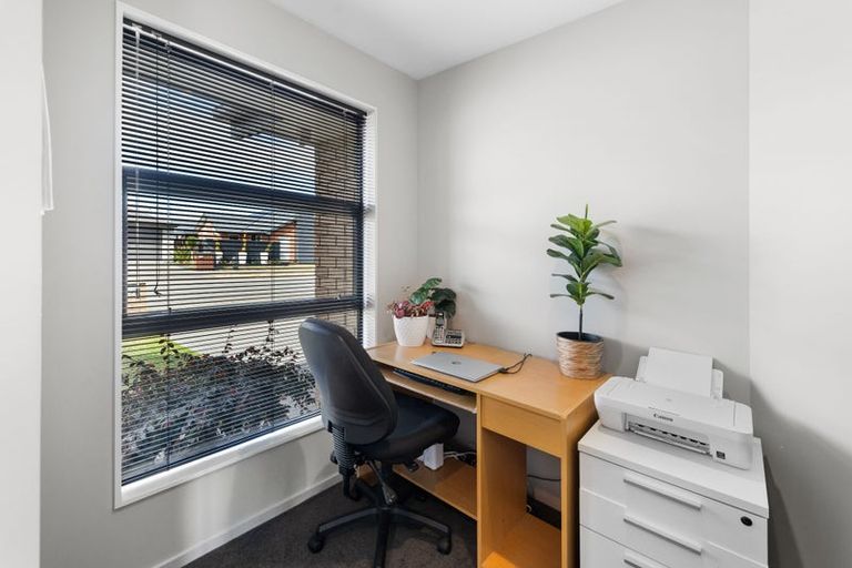 Photo of property in 75 Metehau Street, Marshland, Christchurch, 8083